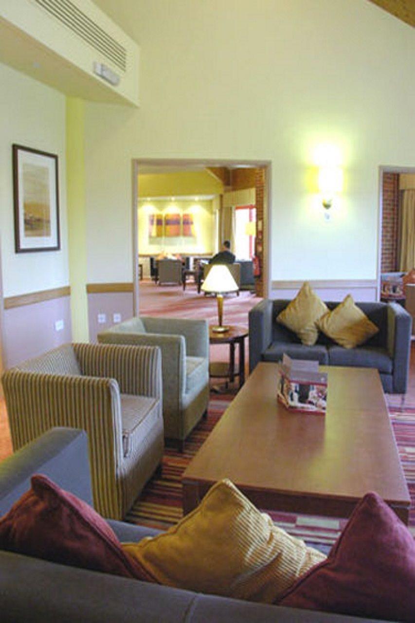 Premier Inn Abingdon Екстериор снимка