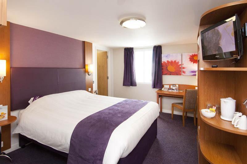 Premier Inn Abingdon Екстериор снимка